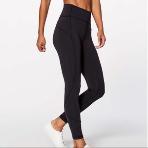 Lululemon In Movement 7/8 Tight *Everlux 25”
